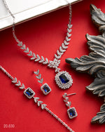 Load image into Gallery viewer, Piveh model 101 jewelry set

